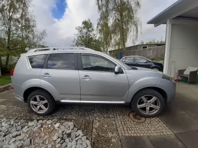 Gebraucht Peugeot 4007 Platinum 156 PS (114 kW) 2009 Grau SUV