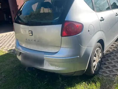 Occasion Seat Altea 75 PK (55 kW) 2010 Zilver Hatchback