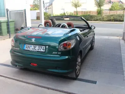 Gebraucht Peugeot 206 CC Roland Garros 109 PS (80 kW) 2003 Grün Cabrio