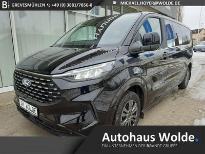 Second-hand Ford Tourneo Titanium 136 CP (100 kW) 2025 Negru Monovolum