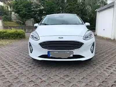 Gebraucht Ford Fiesta Titanium 86 PS (63 kW) 2019 Weiß Kleinwagen
