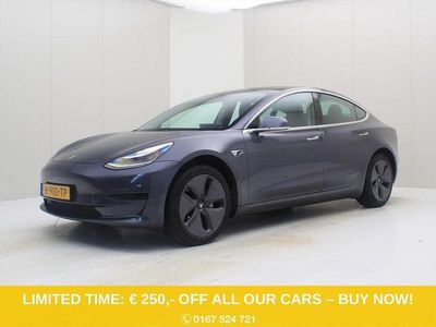 Grau Gebraucht 2020 Tesla Model 3 Standard Range Limousine | 18.900 € (Superpreis)