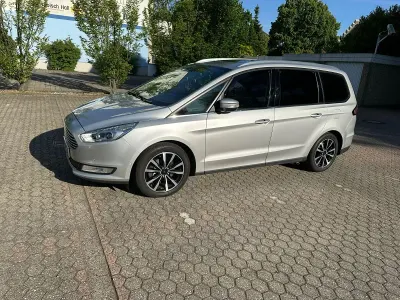 Gebraucht Ford Galaxy Titanium 179 PS (131 kW) 2016 Silber Van / Kleinbus