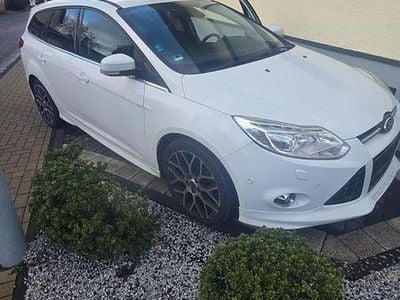 Gebraucht Ford Focus S 150 PS (110 kW) 2013 Weiß Kombi