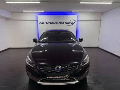 Gebraucht Volvo V60 CC 190 PS (139 kW) 2018 Schwarz Kombi
