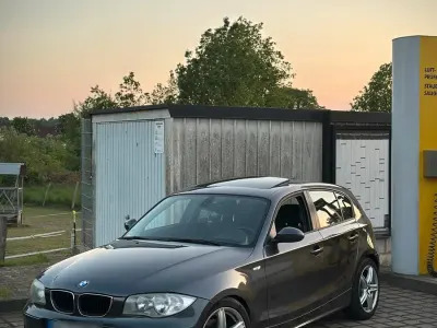 Gebraucht BMW 118 122 PS (89 kW) 2004 Grau Kleinwagen