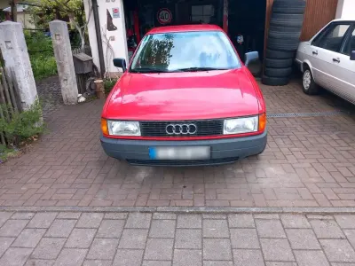 Käytetty Audi 80 70 HP (51 kW) 1991 Punainen Sedan