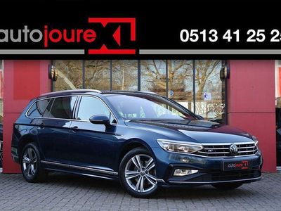 Usata VW Passat Business+ 150 CV (110 kW) 2022 Blu Station wagon