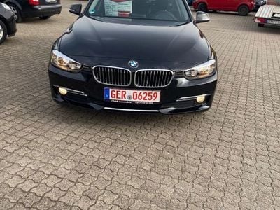 Gebraucht BMW 316 Sport Line 136 PS (100 kW) 2014 Schwarz Kombi