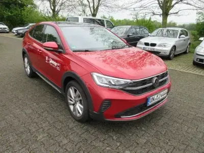 Używany VW Taigo Move 110 KM (80 kW) 2024 Czerwony SUV