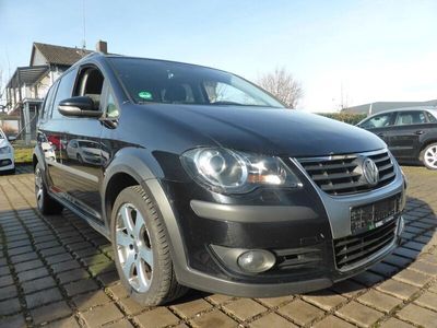 VW Touran Cross