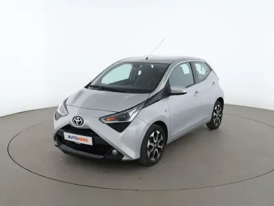 Gebraucht Toyota Aygo Connect Style 72 PS (52 kW) 2019 Grau Kleinwagen