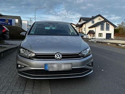Gebraucht VW Golf VII 150 PS (110 kW) 2018 Silber Kombi