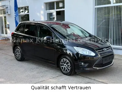 Gebraucht Ford Grand C-Max Business Edition 101 PS (74 kW) 2014 Pantherschwarz metallic Van / Kleinbus