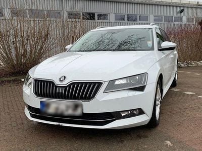 Gebraucht Skoda Superb Style 190 PS (139 kW) 2018 Weiß Kombi
