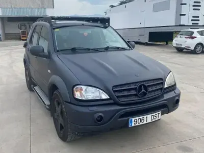 Gebraucht Mercedes ML55 AMG AMG 347 PS (255 kW) 2000 Schwarz SUV