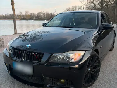Gebraucht BMW 330 M Sport 258 PS (189 kW) 2008 Schwarz Limousine