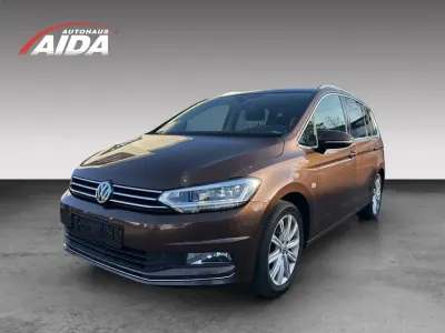 Gebraucht VW Touran Highline 150 PS (110 kW) 2016 Nutshell brown Van / Kleinbus