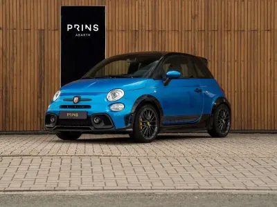 Usado Abarth 695 179 HP (131 kW) 2022 Azul Citadino