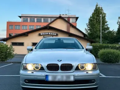 Gebraucht BMW 525 192 PS (141 kW) 2002 Silber Limousine