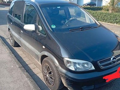Usata Opel Zafira 125 CV (91 kW) 2003 Nero Monovolume