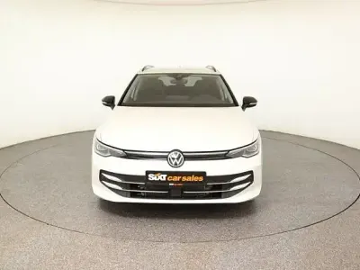 Second-hand VW Golf VIII Goal 150 CP (110 kW) 2025 Alb Break