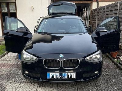 Gebraucht BMW 118 143 PS (105 kW) 2012 Schwarz Kleinwagen