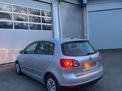 Usata VW Golf V 140 CV (102 kW) 2007 Argento Berlina