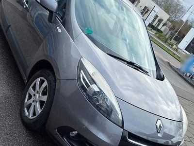 Gebraucht Renault Scénic III 113 PS (83 kW) 2012 Grau Van / Kleinbus