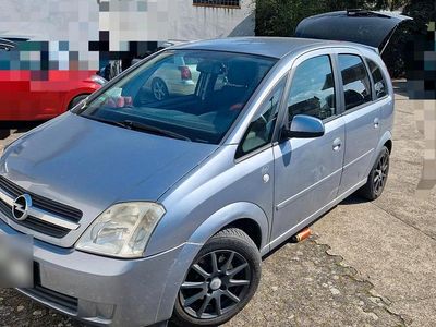 Second-hand Opel Meriva 100 CP (73 kW) 2005 Gri Monovolum