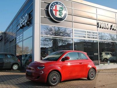 Rot Gebraucht 2022 Fiat 500e Red Limousine | 16.890 € (Fairer Preis)