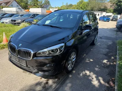 Gebraucht BMW 220 Gran Tourer Advantage 190 PS (139 kW) 2019 Schwarz Van / Kleinbus