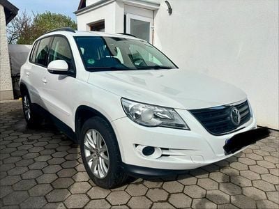 Second-hand VW Tiguan 170 CP (125 kW) 2008 Alb SUV