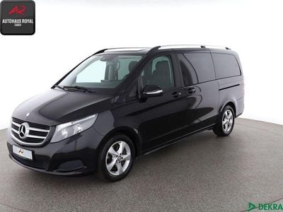 Mercedes V220