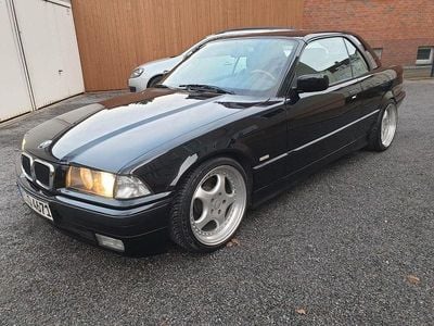 Usata BMW 318 Cabriolet Performance 116 CV (85 kW) 1998 Nero Cabrio
