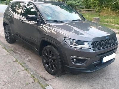 Usado Jeep Compass 179 HP (131 kW) 2021 Cinzento SUV