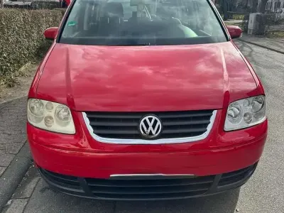 Gebraucht VW Touran 116 PS (85 kW) 2003 Rot Van / Kleinbus