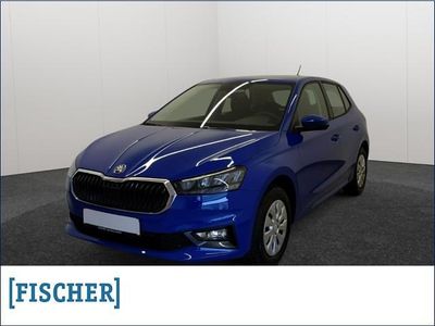 Blau Neu 2025 Skoda Fabia Essence Limousine | 17.790 € (Guter Preis)