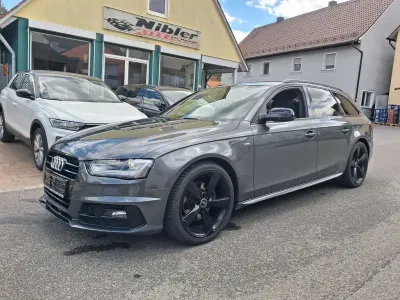 Używany Audi A4 S-Line 190 KM (139 kW) 2015 Szary Kombi