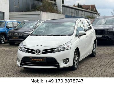 Gebraucht Toyota Verso Skyview Edition 111 PS (81 kW) 2016 Weiß Van / Kleinbus