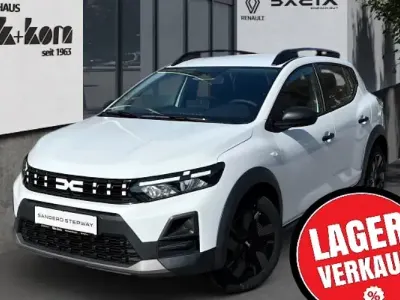 Neu Dacia Sandero Essentiel 122 PS (89 kW) 2026 Weiß Limousine