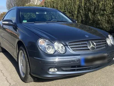 Usata Mercedes CLK320 218 CV (160 kW) 2002 Grigio Coupé