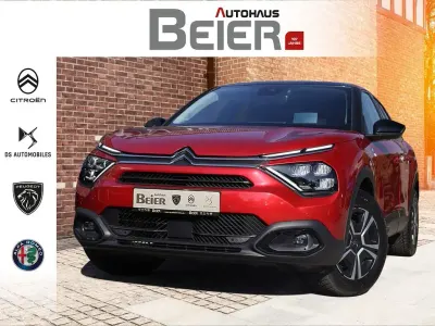 Gebraucht Citroën e-C4 Shine 100 kW (136 PS) 2023 Rot Limousine