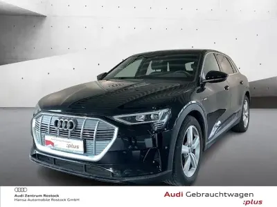 Gebraucht Audi e-tron Comfort 230 kW (313 PS) 2022 Brillantschwarz SUV