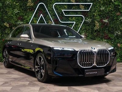 Gebraucht BMW 740 Sport Line 286 PS (210 kW) 2024 Schwarz Limousine