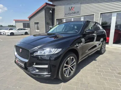 Begagnad Jaguar F-Pace R-Sport 179 HK (131 kW) 2019 Svart SUV