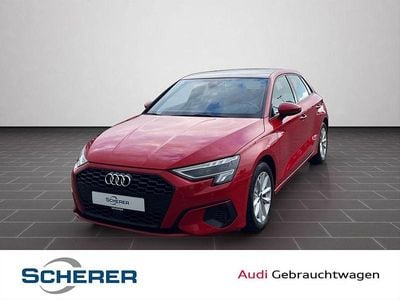 Gebraucht Audi A3 Ambiente 150 PS (110 kW) 2022 Tangorot metallic (metallic) Limousine