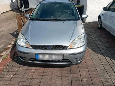 Usata Ford Focus 116 CV (85 kW) 2004 Argento Station wagon