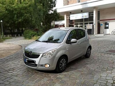 Opel Agila