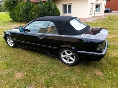 Gebraucht BMW 320 Cabriolet 150 PS (110 kW) 1994 Schwarz Cabrio